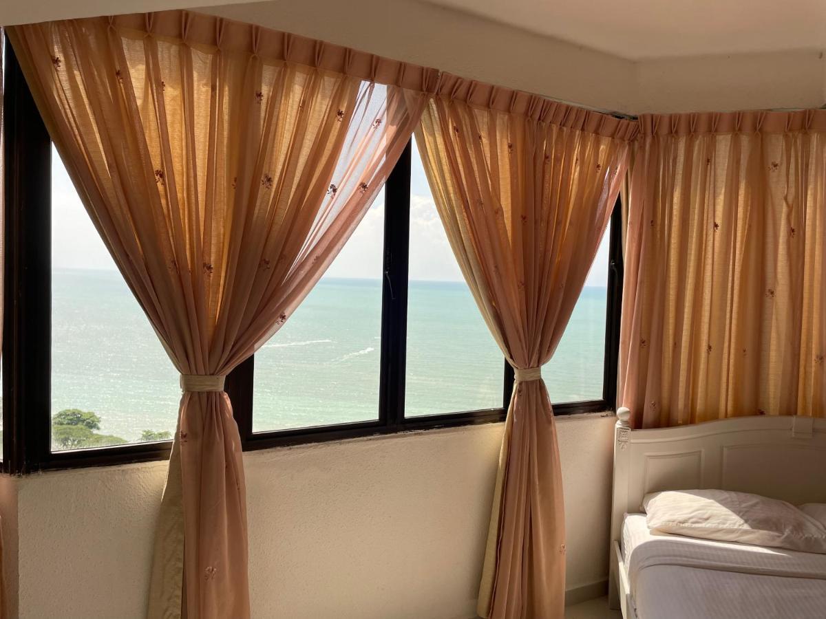 The Ferringhi Sea View At Sri Sayang Apartment Batu Ferringhi Exterior photo