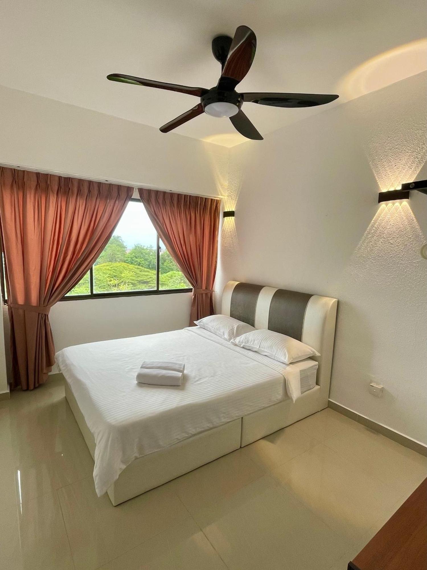 The Ferringhi Sea View At Sri Sayang Apartment Batu Ferringhi Exterior photo