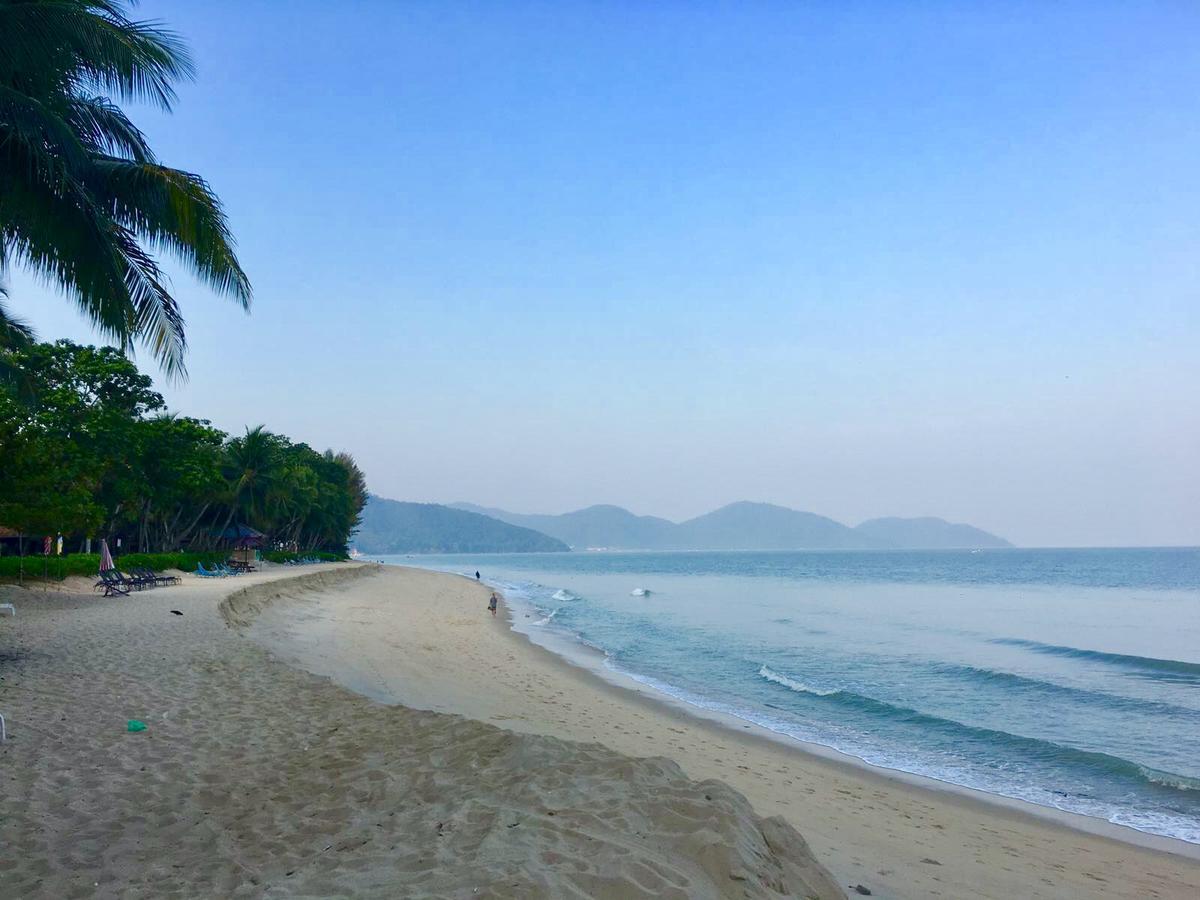 The Ferringhi Sea View At Sri Sayang Apartment Batu Ferringhi Exterior photo